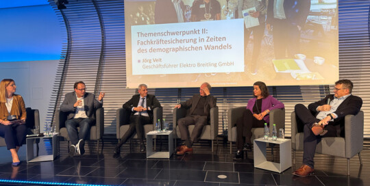 Presseartikel Elektro-Breitling beim Zukunftsdialog Handwerk