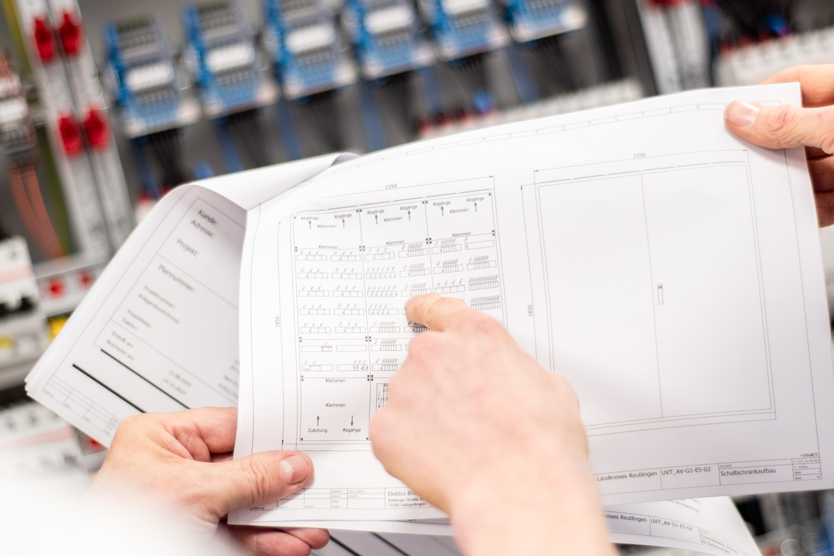 Elektrotechnik mit Plan