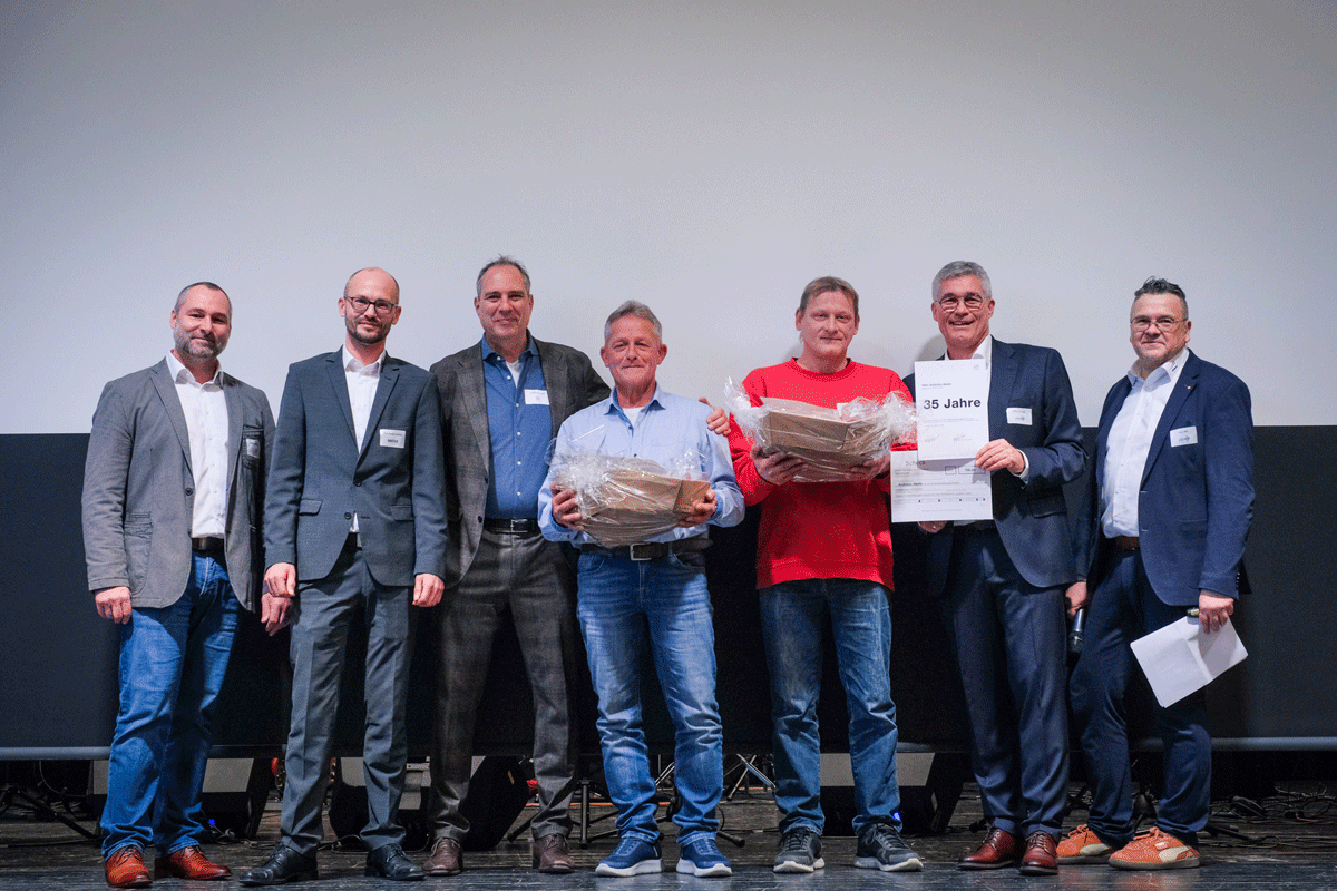 35 Jahre Betriebszugehörigkeit 35 Jahre Betriebszugehörigkeit